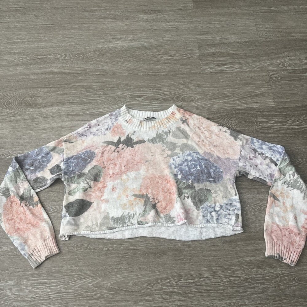 Show Me Your Mumu womens Cropped Sweater Floral Bloom size medium Hydrangea